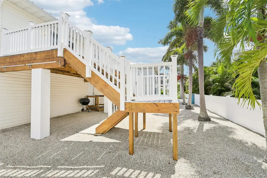 262 S Harbor Drive Holmes Beach FL 34217