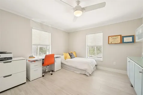 262 S Harbor Drive Holmes Beach FL 34217