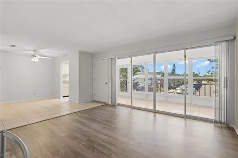 1221 Drew Street Clearwater FL 33755