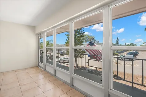 1221 Drew Street Clearwater FL 33755