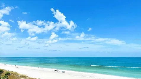 1221 Drew Street Clearwater FL 33755