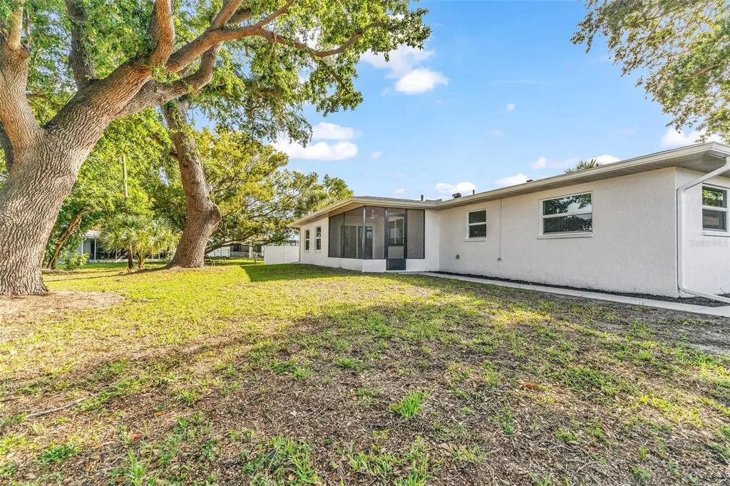 483 Sunnyside Drive Venice FL 34293