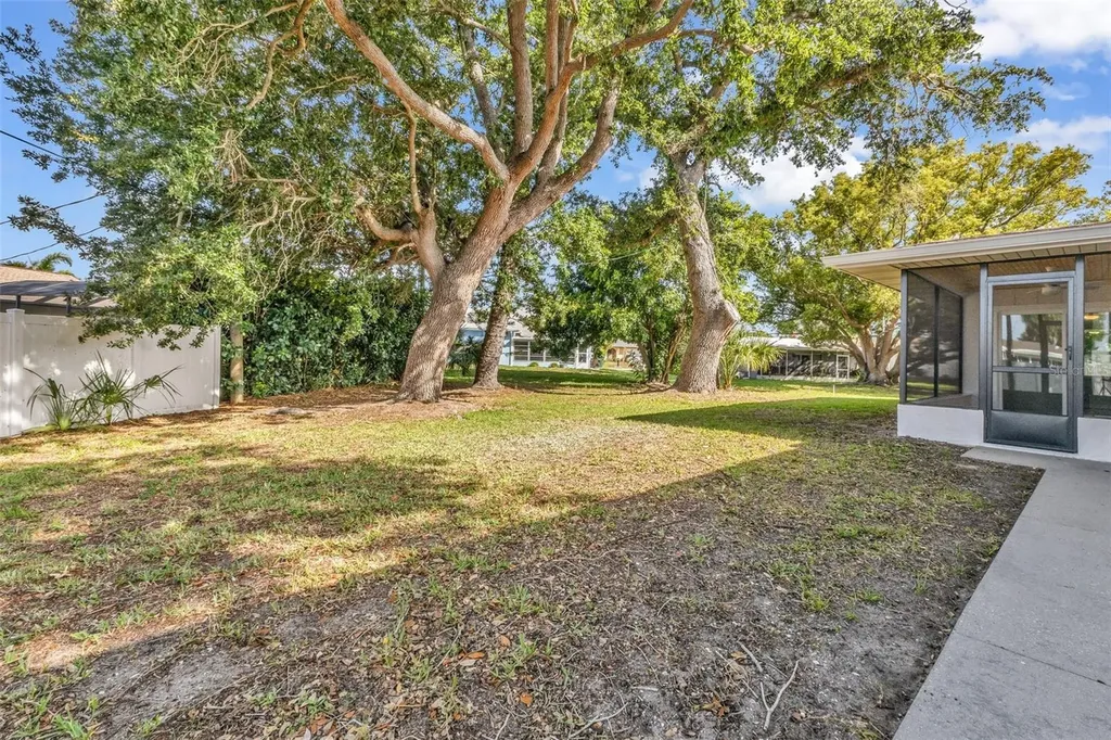 483 Sunnyside Drive Venice FL 34293