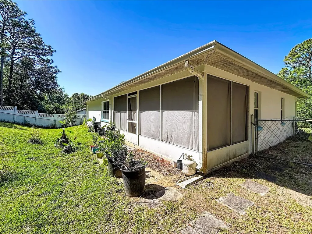 8461 N Titleist Drive Citrus Springs FL 34434