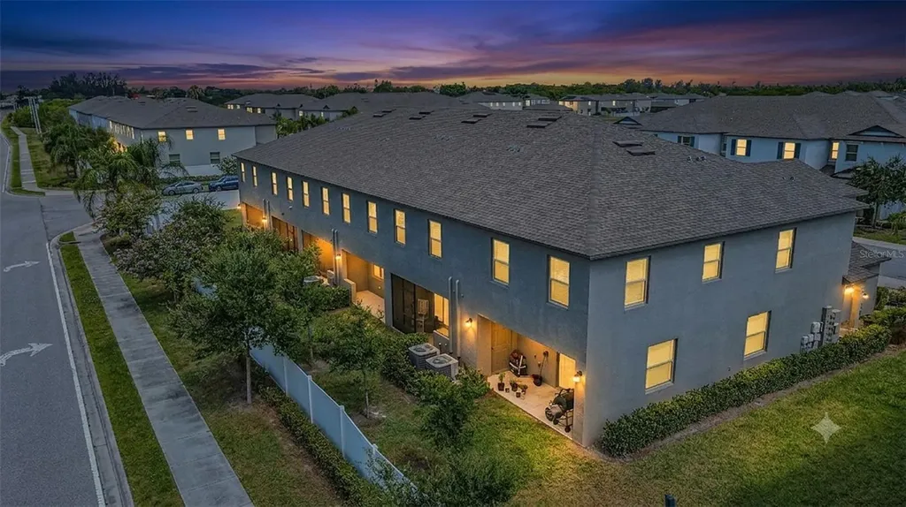 817 Royal Empress Drive Ruskin FL 33570