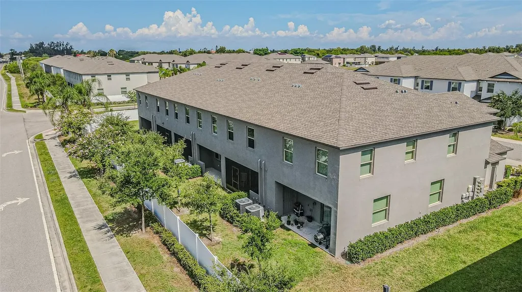 817 Royal Empress Drive Ruskin FL 33570