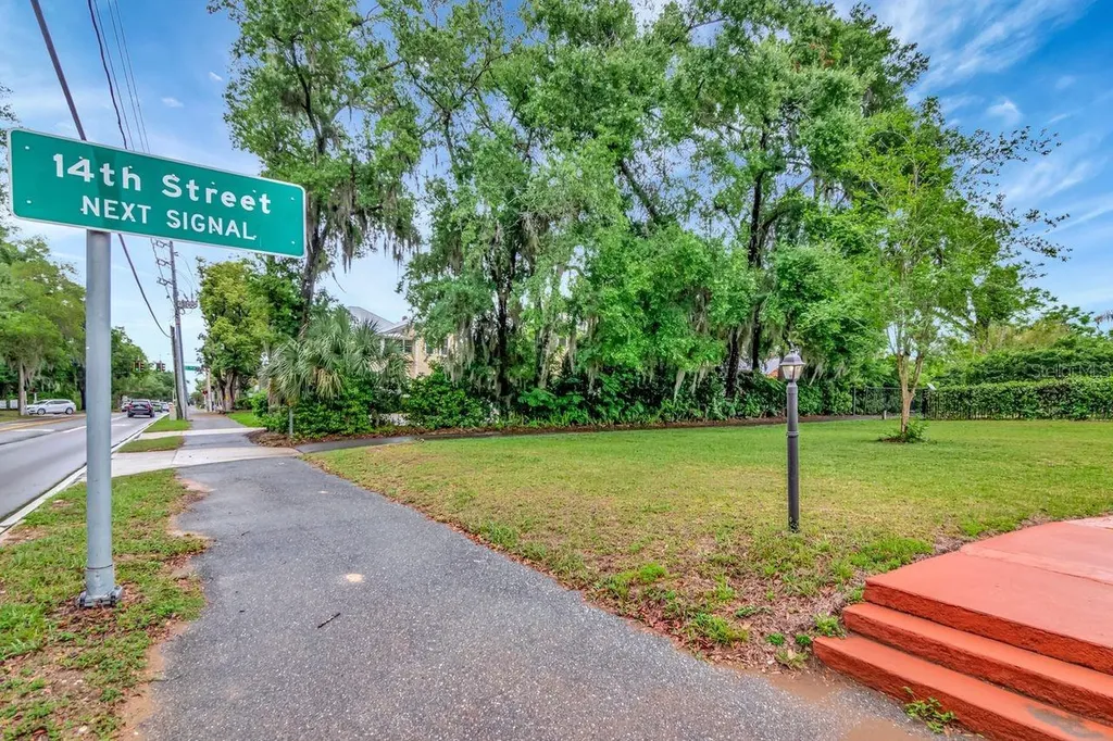 37420 Meridian Avenue Dade City FL 33525