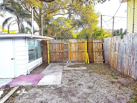 360 5th Avenue NW Largo FL 33770