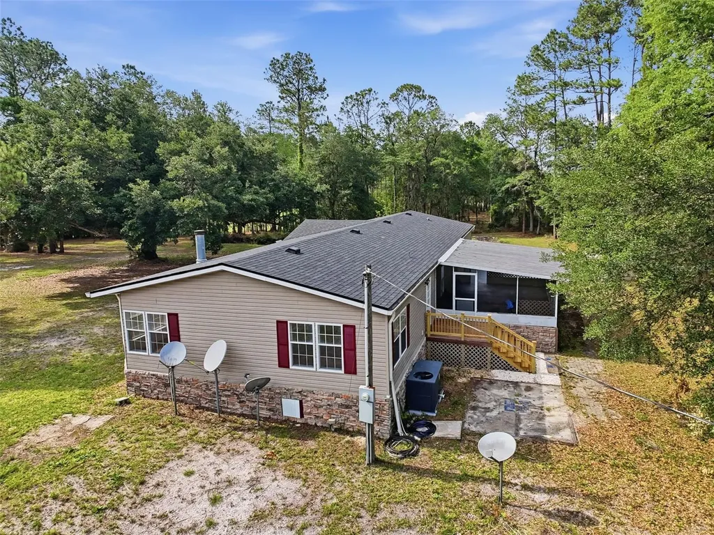 17926 SE 49th Place Hawthorne FL 32640