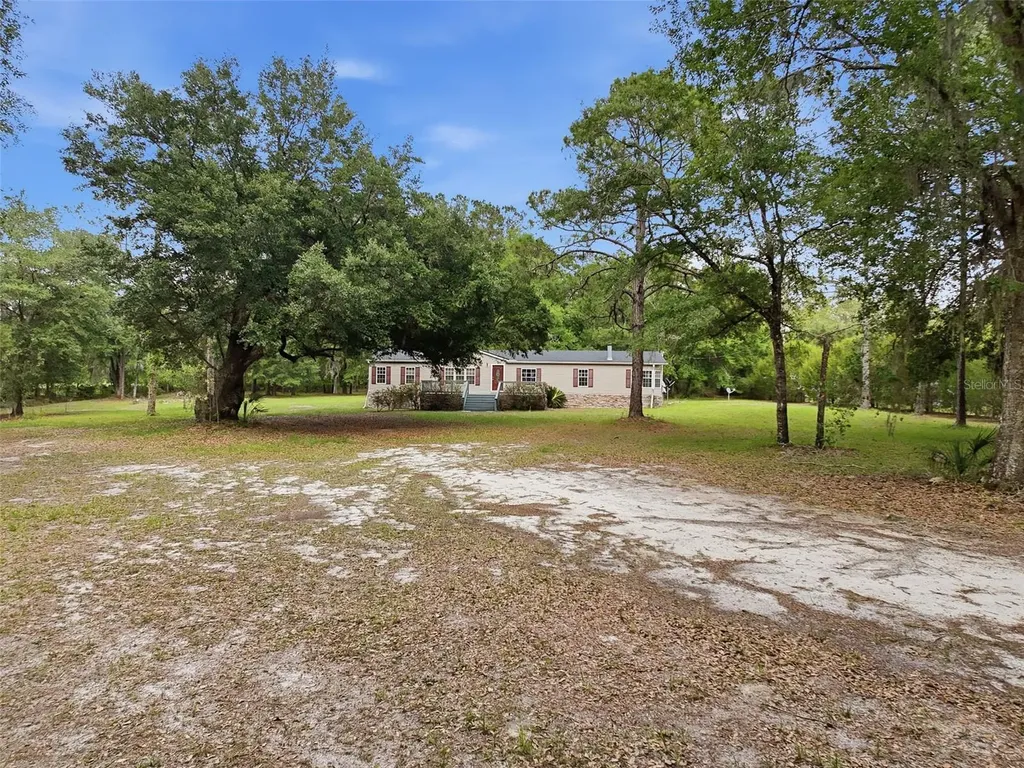 17926 SE 49th Place Hawthorne FL 32640