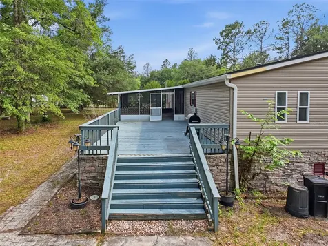 17926 SE 49th Place Hawthorne FL 32640