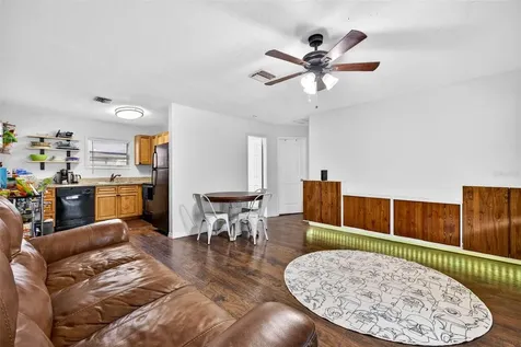 1318 W Rambla Street Tampa FL 33612