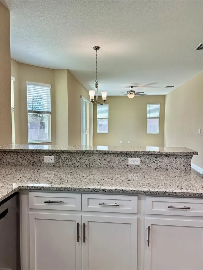 13075 House Finch Road Weeki Wachee FL 34614