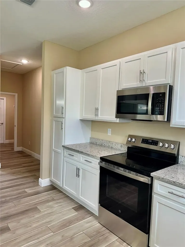 13075 House Finch Road Weeki Wachee FL 34614