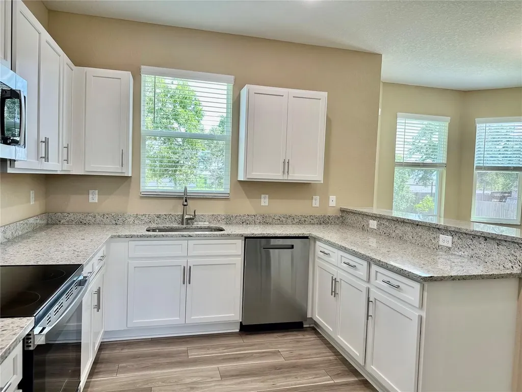 13075 House Finch Road Weeki Wachee FL 34614