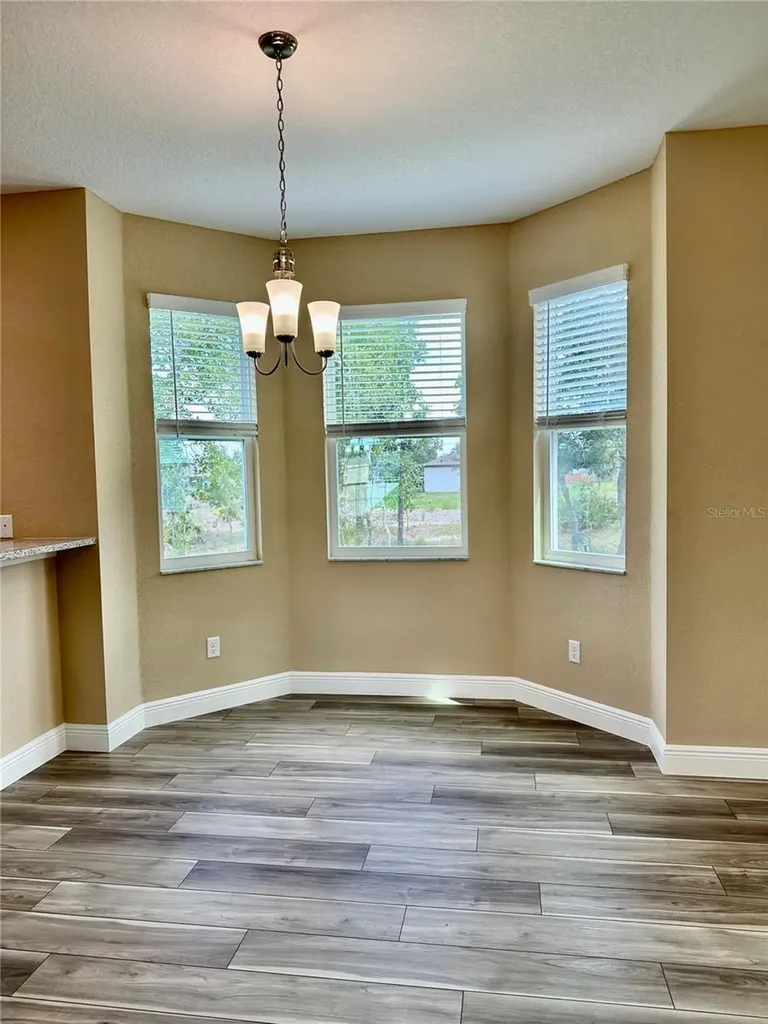 13075 House Finch Road Weeki Wachee FL 34614