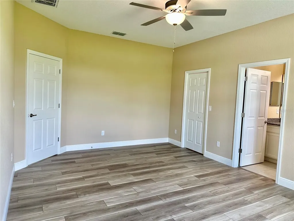 13075 House Finch Road Weeki Wachee FL 34614