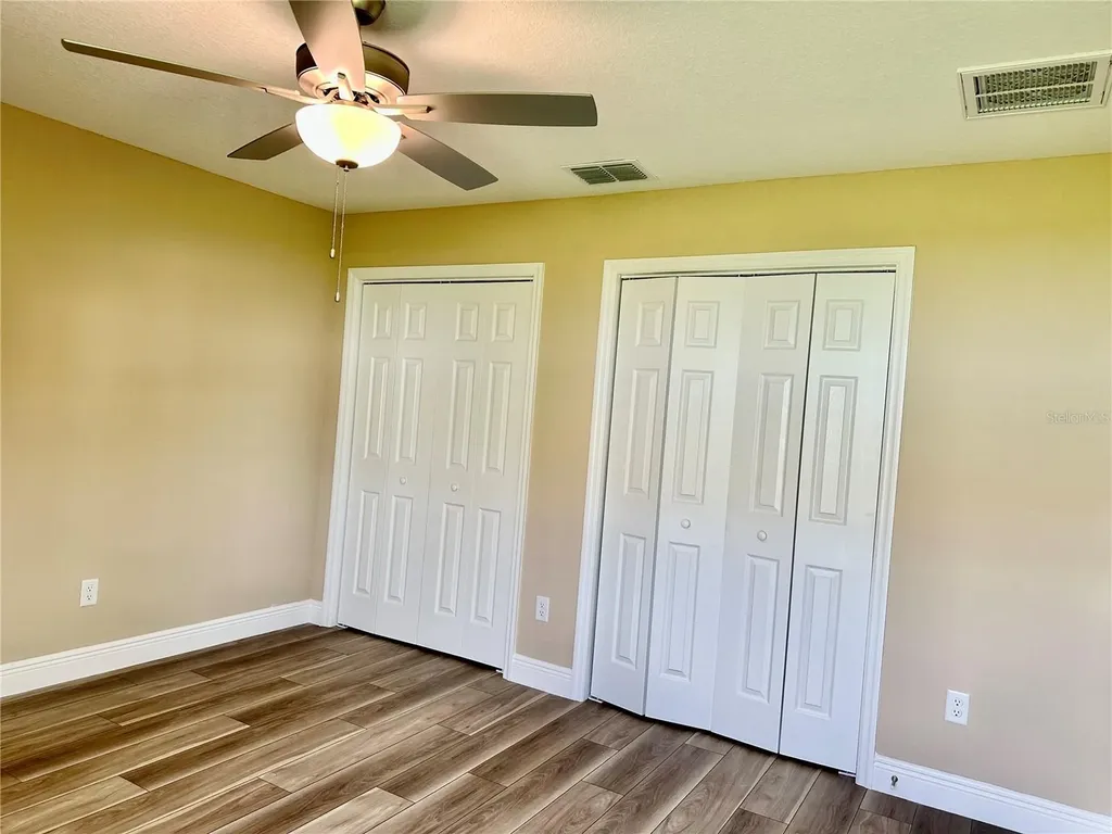 13075 House Finch Road Weeki Wachee FL 34614
