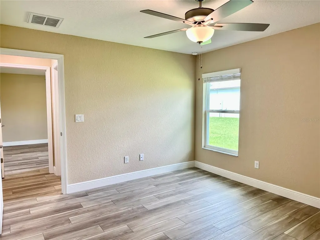 13075 House Finch Road Weeki Wachee FL 34614