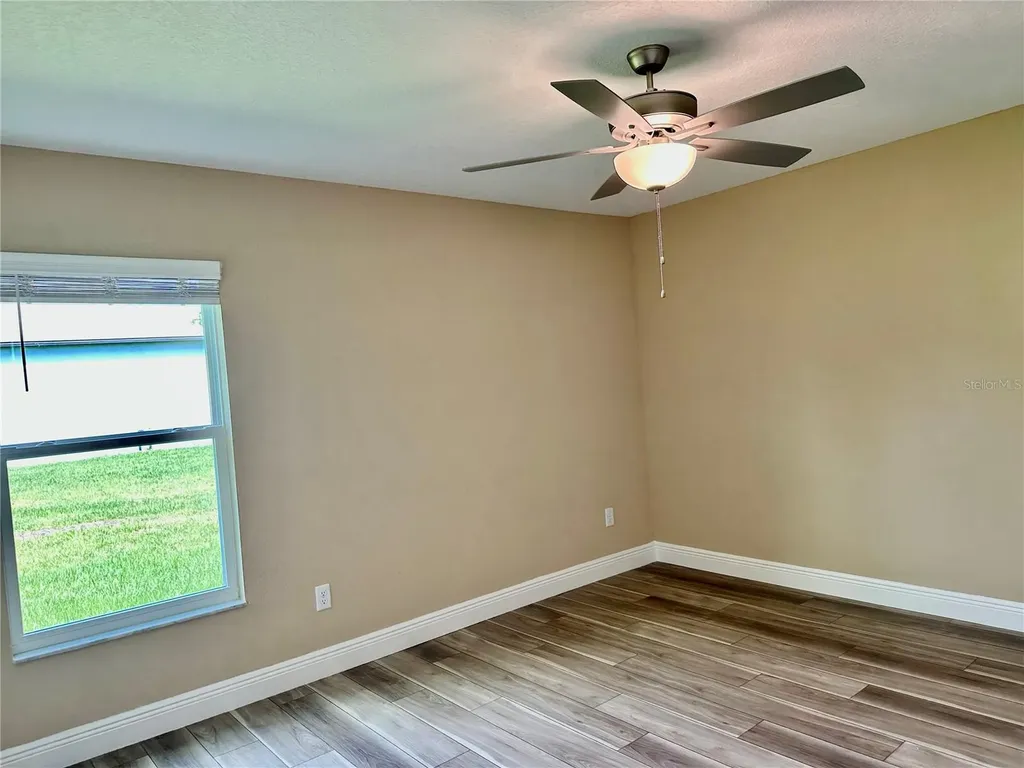 13075 House Finch Road Weeki Wachee FL 34614