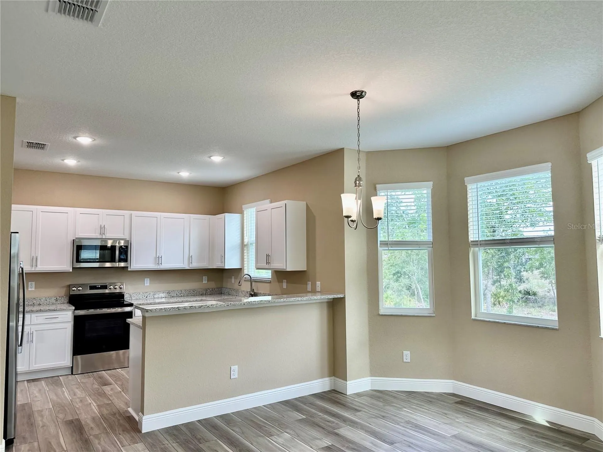 13075 House Finch Road Weeki Wachee FL 34614
