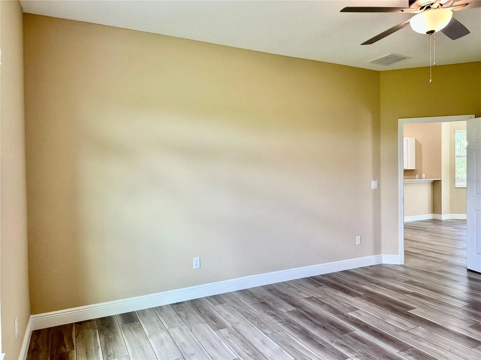 13075 House Finch Road Weeki Wachee FL 34614