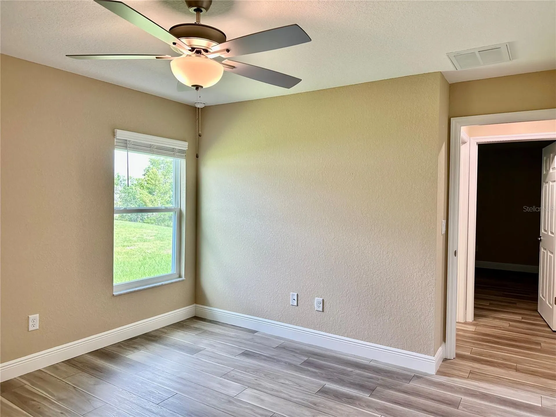13075 House Finch Road Weeki Wachee FL 34614