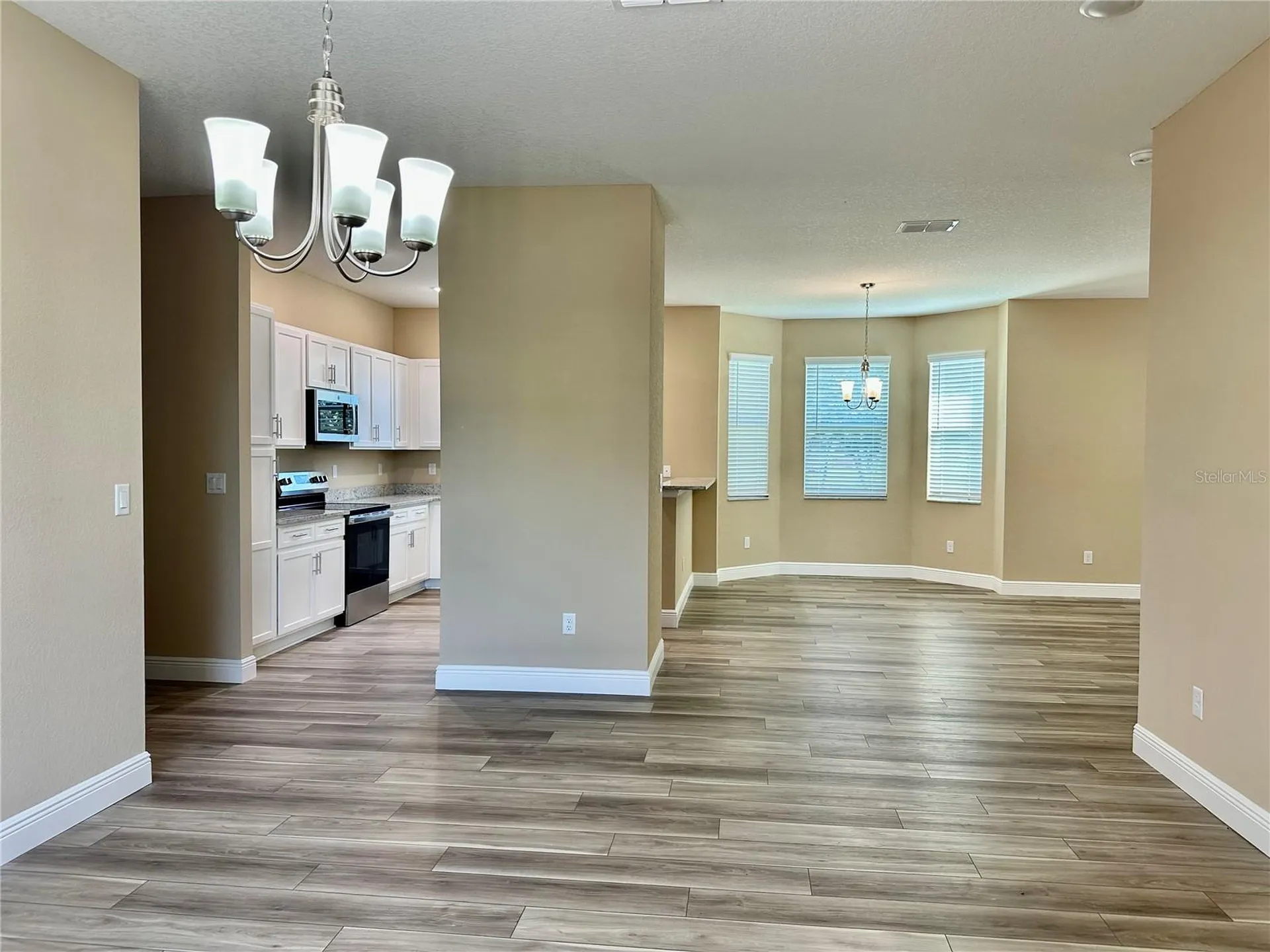 13075 House Finch Road Weeki Wachee FL 34614