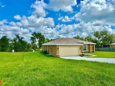 13075 House Finch Road Weeki Wachee FL 34614