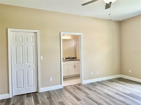 13075 House Finch Road Weeki Wachee FL 34614