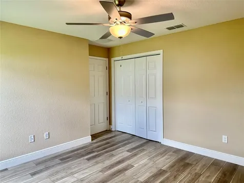 13075 House Finch Road Weeki Wachee FL 34614