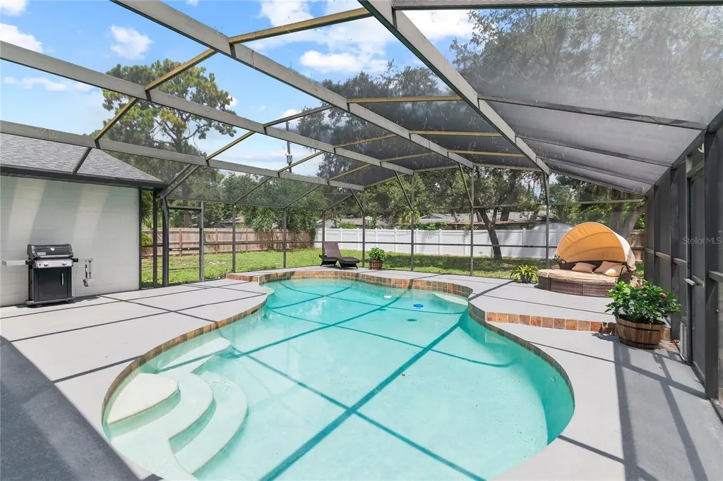 119 W Hillcrest Street Altamonte Springs FL 32714