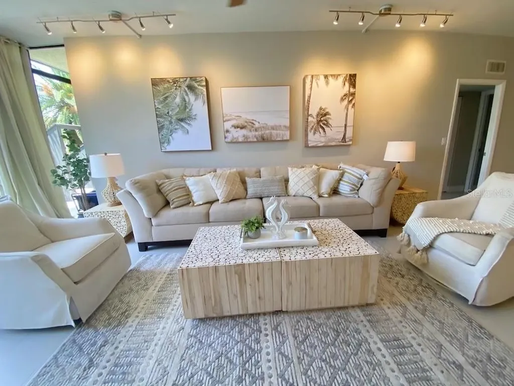 Sarasota FL 34242