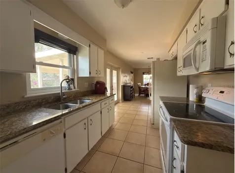1213 Croydonwood Circle Brandon FL 33510