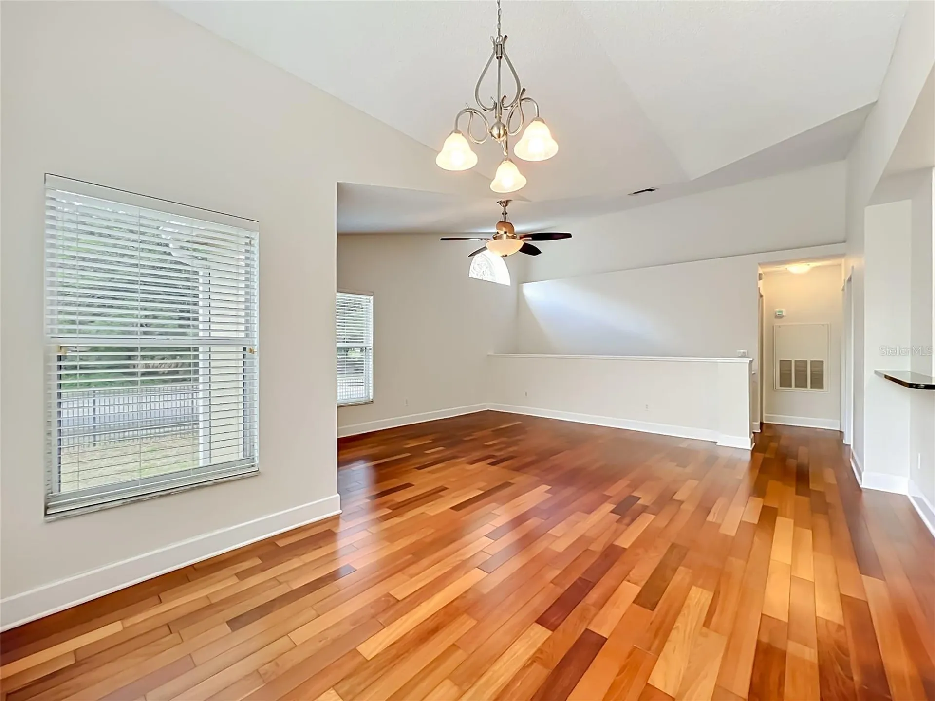 5464 E Michigan Street Orlando FL 32812