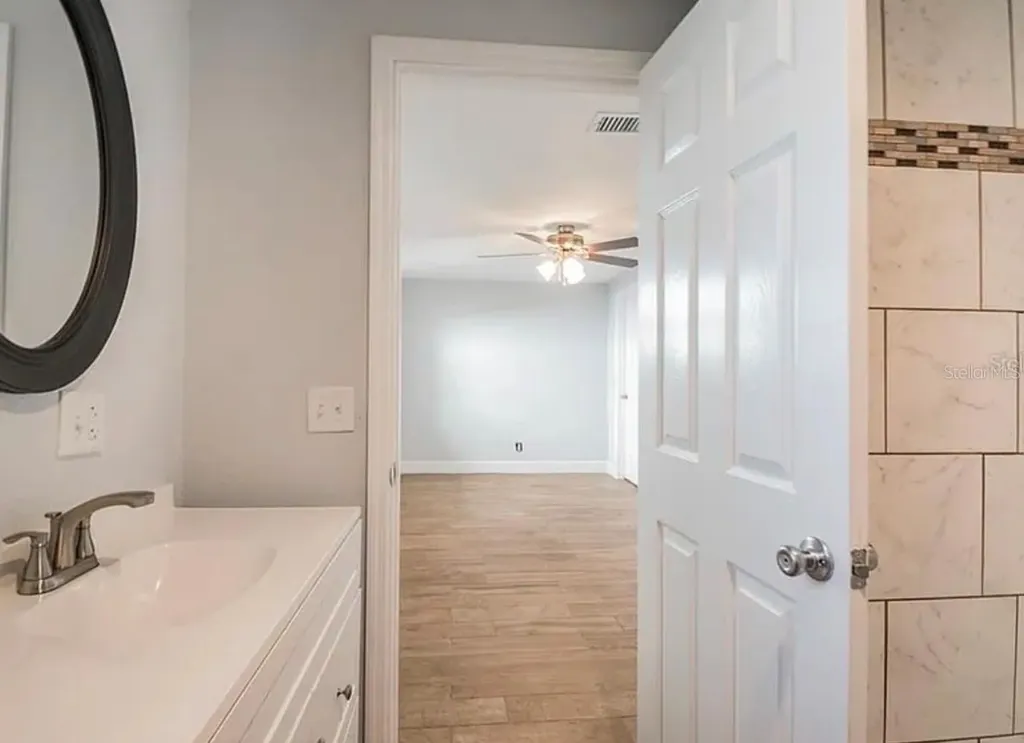 313 24th Avenue E Bradenton FL 34208