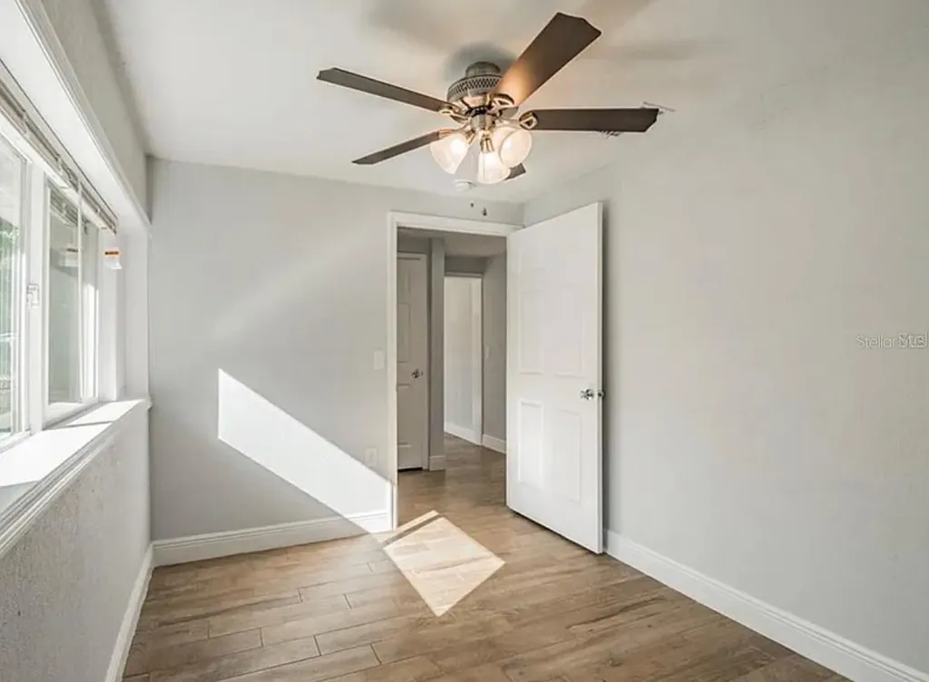 313 24th Avenue E Bradenton FL 34208
