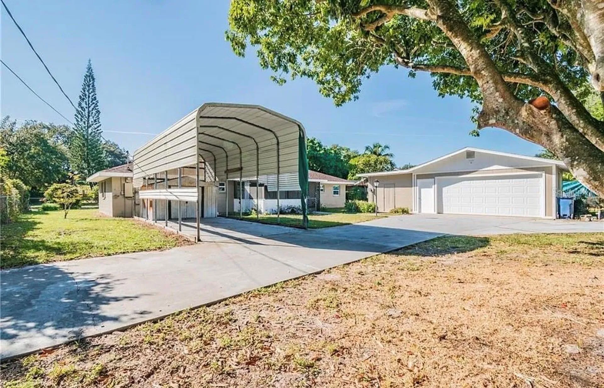 313 24th Avenue E Bradenton FL 34208