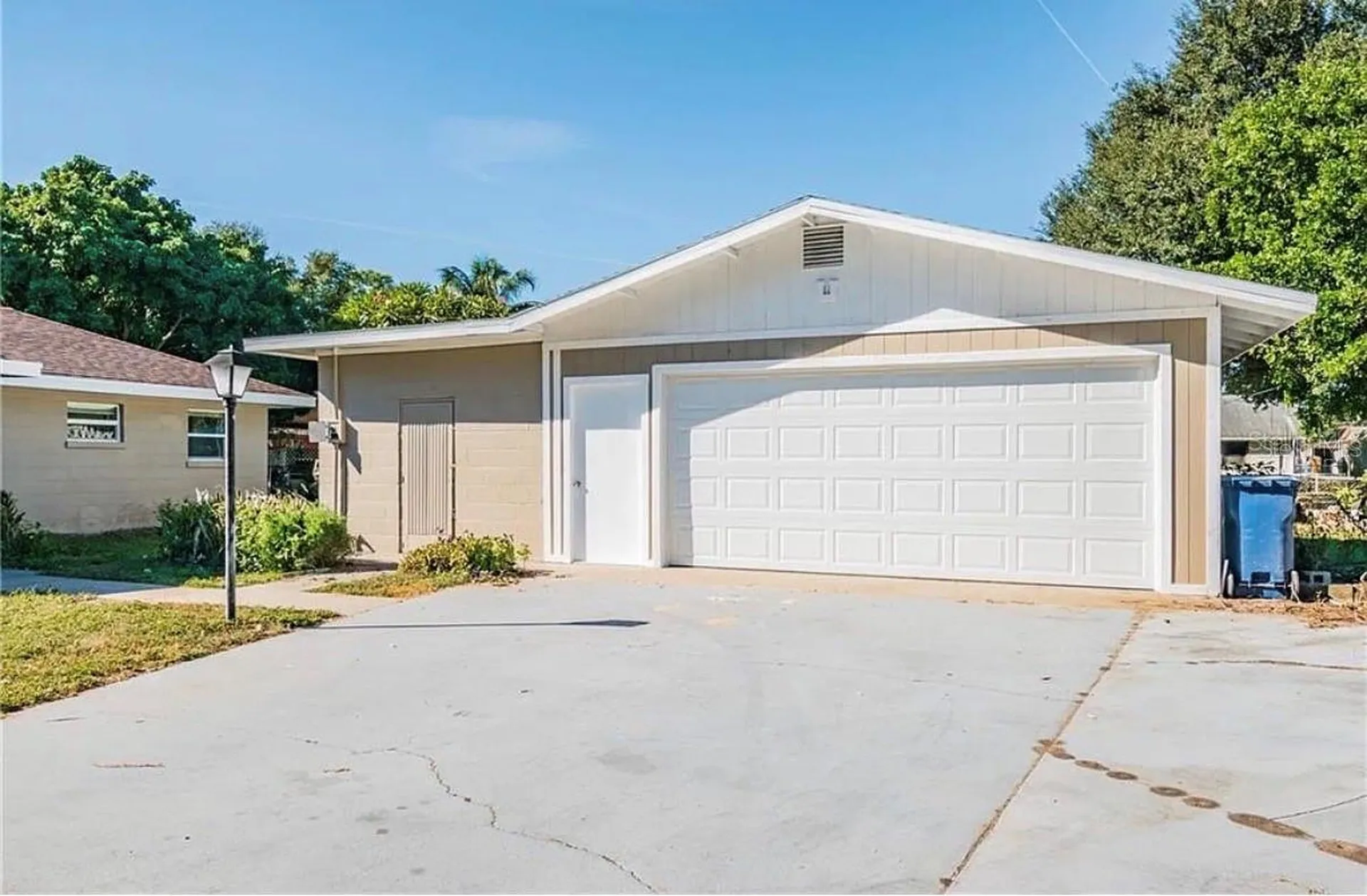 313 24th Avenue E Bradenton FL 34208