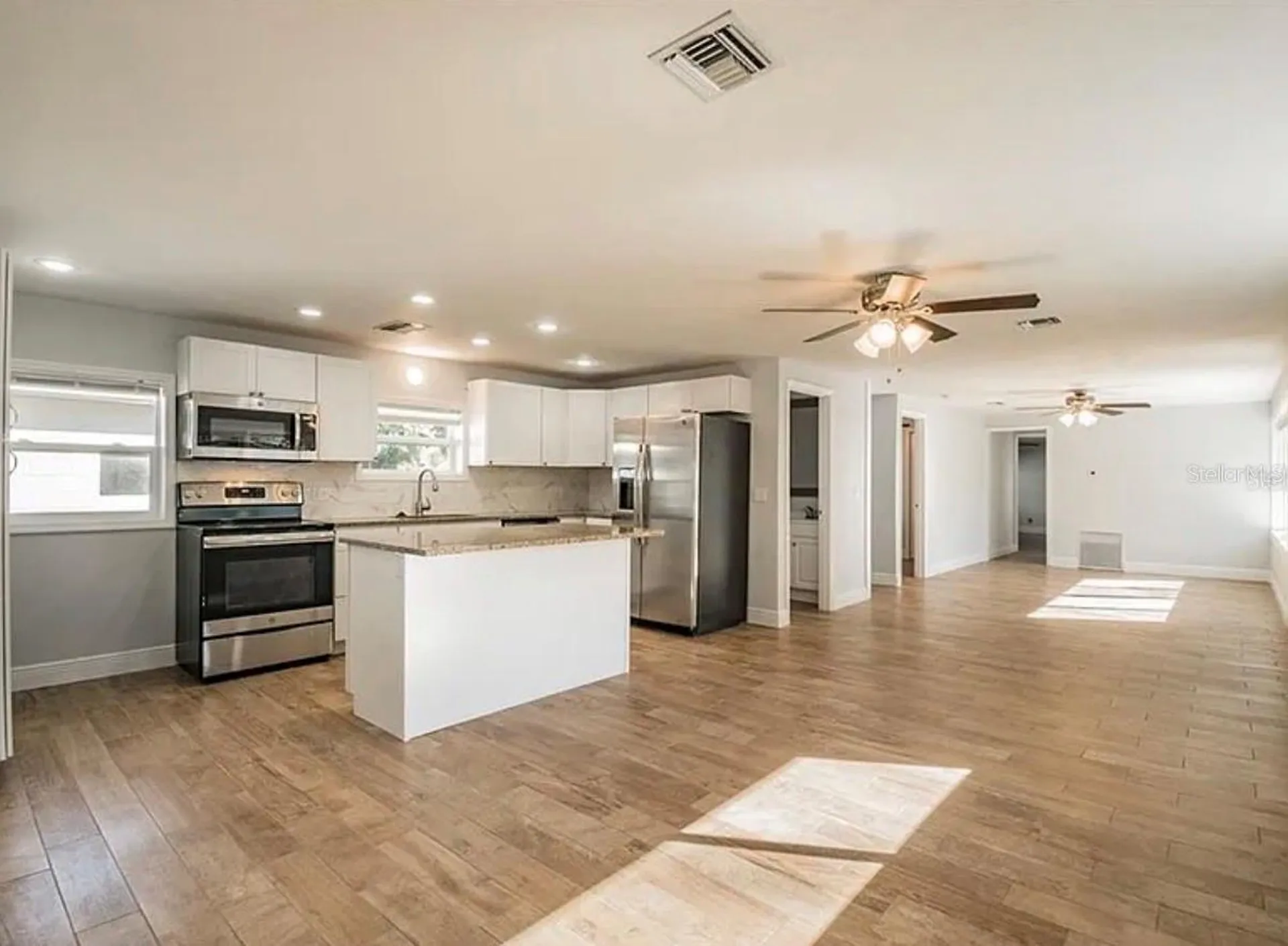 313 24th Avenue E Bradenton FL 34208