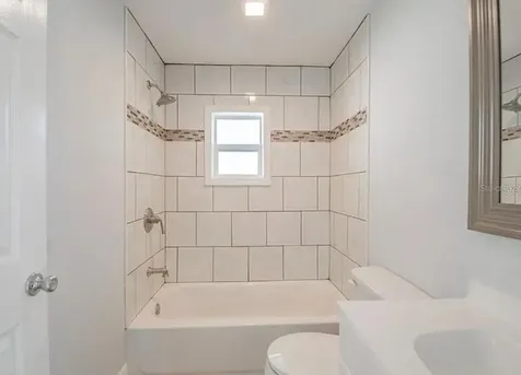 313 24th Avenue E Bradenton FL 34208