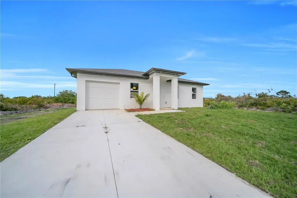 2910 67th Street W Lehigh Acres FL 33971