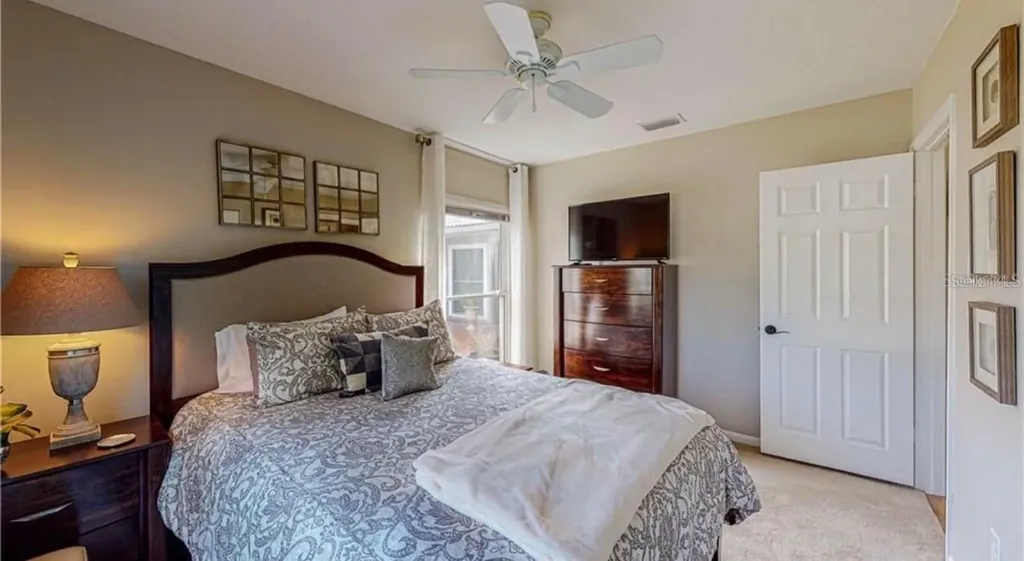3922 Venetian Way Tampa FL 33634