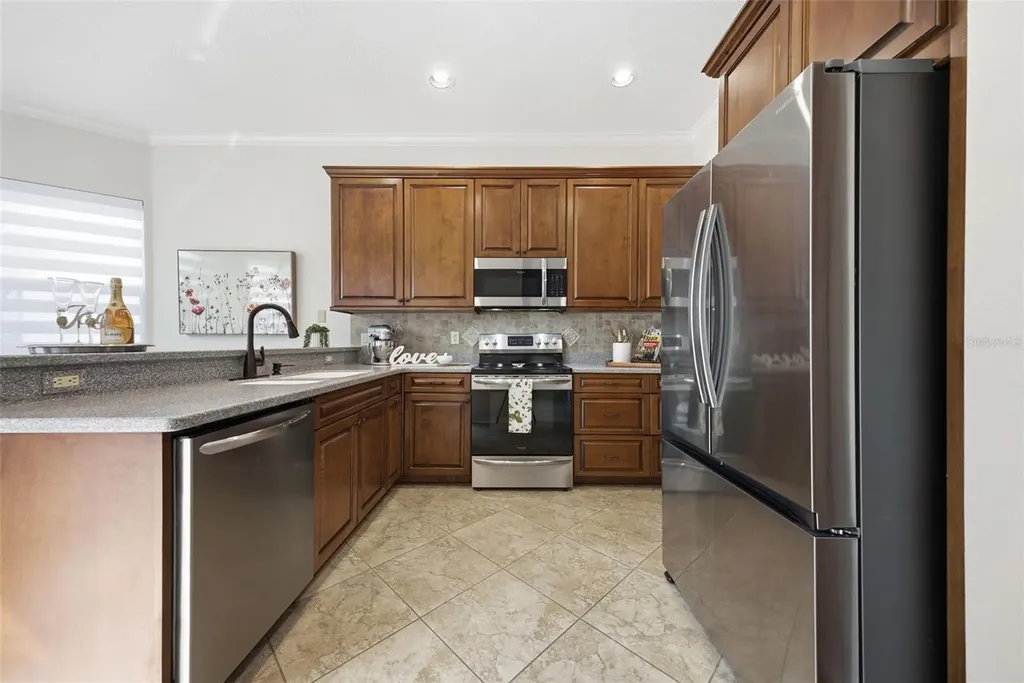 5163 Pinnacle Drive Oldsmar FL 34677