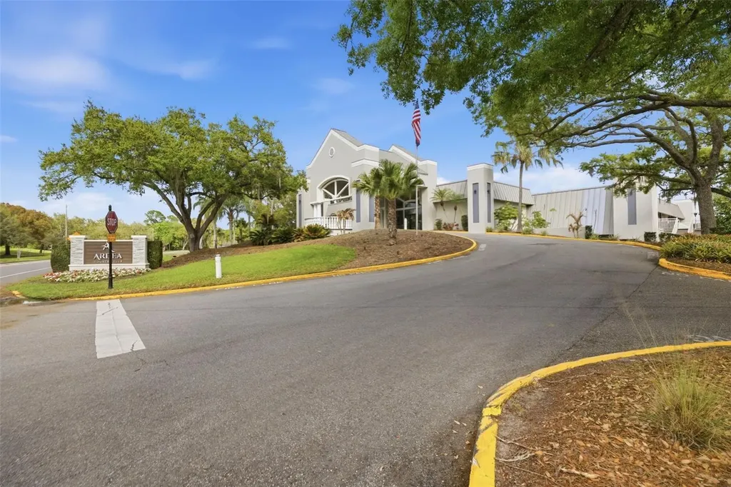 5163 Pinnacle Drive Oldsmar FL 34677
