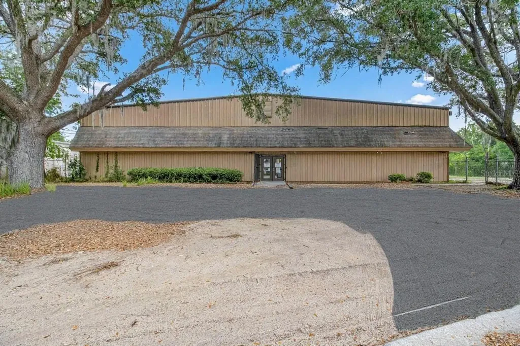 1031 NE 16th Street Ocala FL 34470
