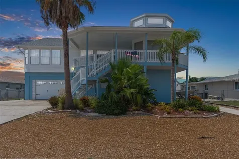 13521 Stacey Drive Hudson FL 34667
