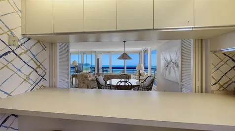 1045 Gulf Of Mexico Drive Longboat Key FL 34228