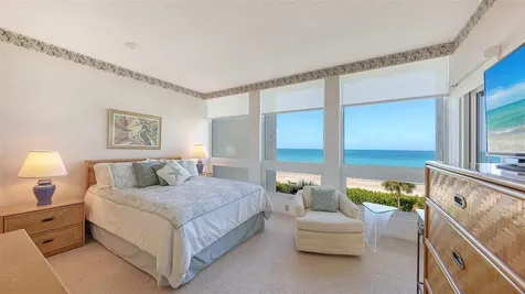 1045 Gulf Of Mexico Drive Longboat Key FL 34228