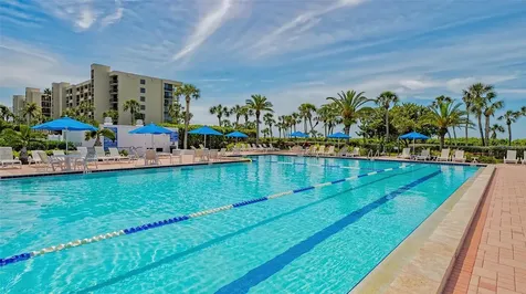 1045 Gulf Of Mexico Drive Longboat Key FL 34228